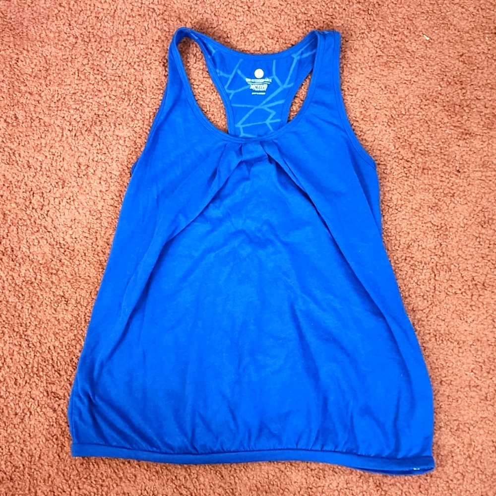 Athletic tank top